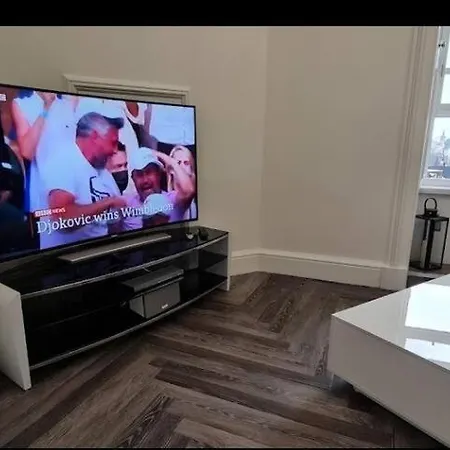 Castle Terrace 1 Bed Apartment Looking Onto Edinburgh Castle - Sleeps Upto 4 Esterno foto