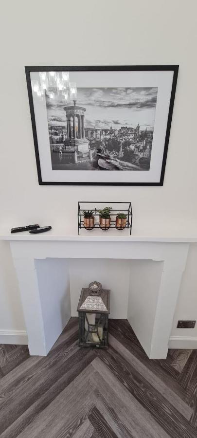 Castle Terrace 1 Bed Looking Onto Castle - Sleeps Upto 4 Edimburgo