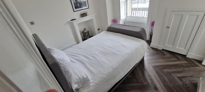Castle Terrace 1 Bed Looking Onto Castle - Sleeps Upto 4 Appartamento Edimburgo
